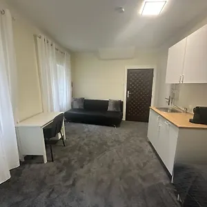 Datri Petite 9 Vienna